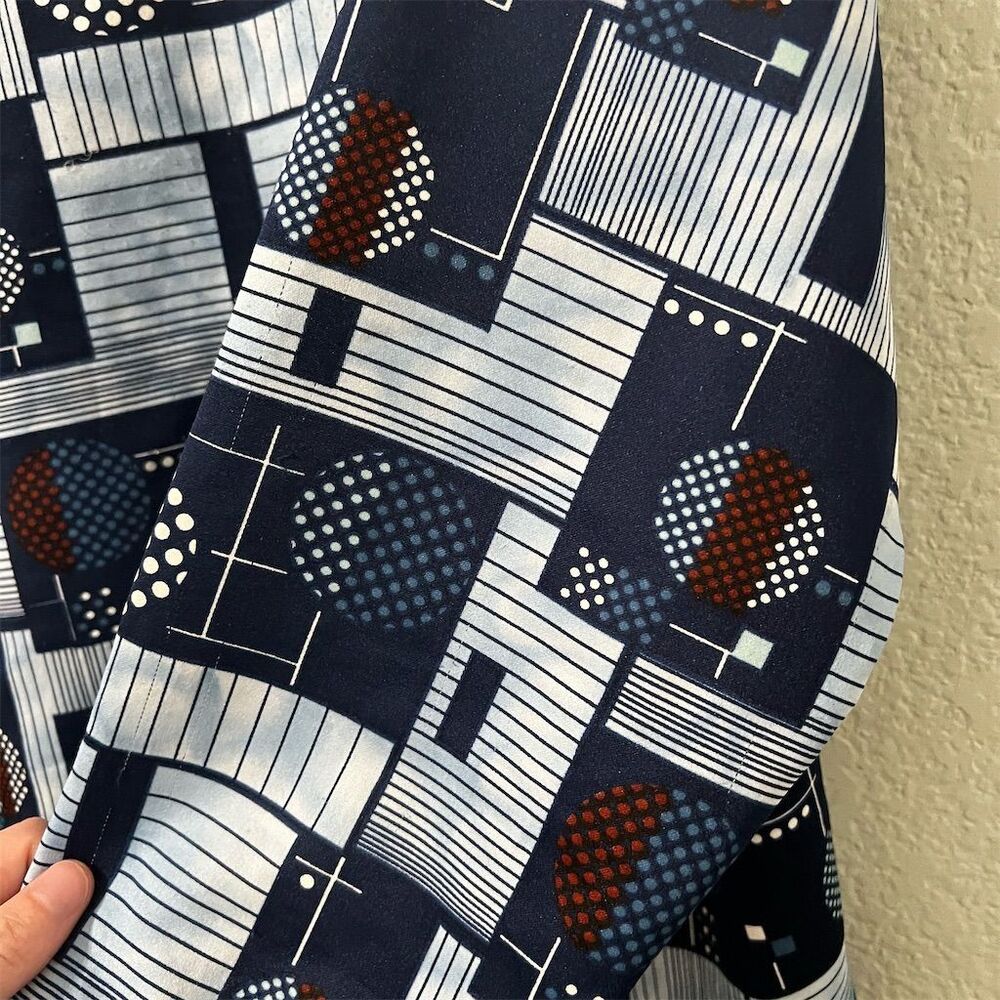 Vintage Don Loper Beverly Hills Men's M Blue Geometric Long Sleeve Shirt Retro - Picture 6 of 7
